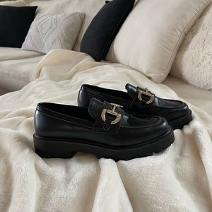 WORN ONCE! ✨black leather loafers with gold buckle detail